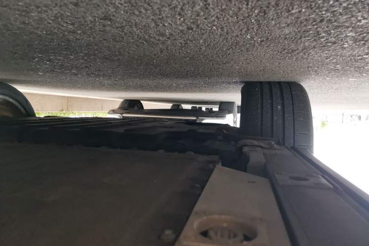 Used Nio EC7 2023 75 kWh Chassis Rear Right