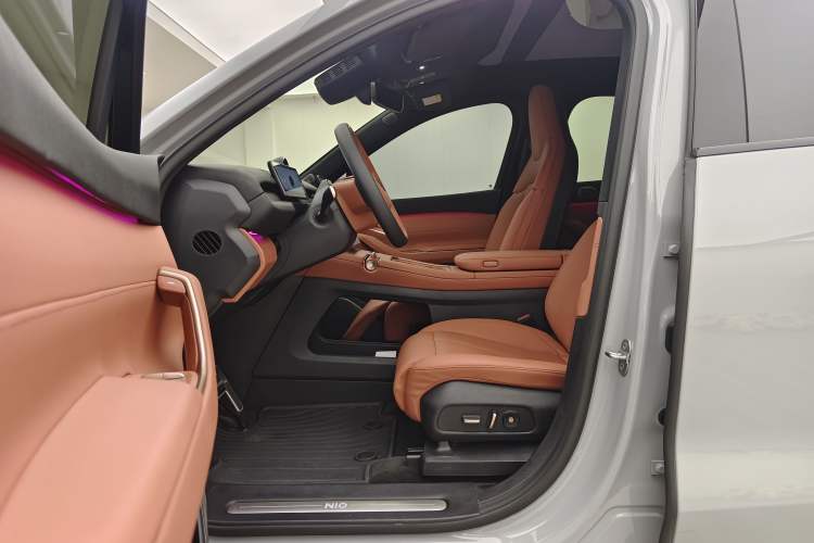 Used Nio EC7 2023 75 kWh Driver Seat