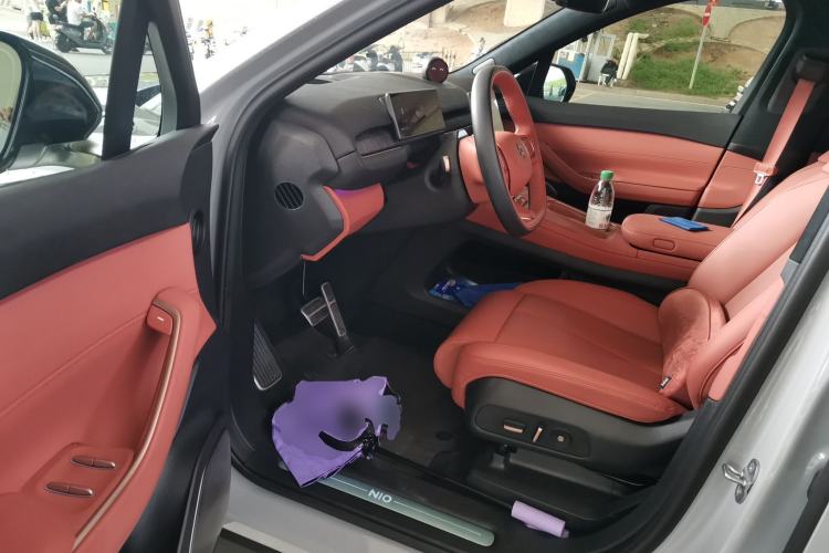 Used Nio EC7 2023 75 kWh Driver Seat