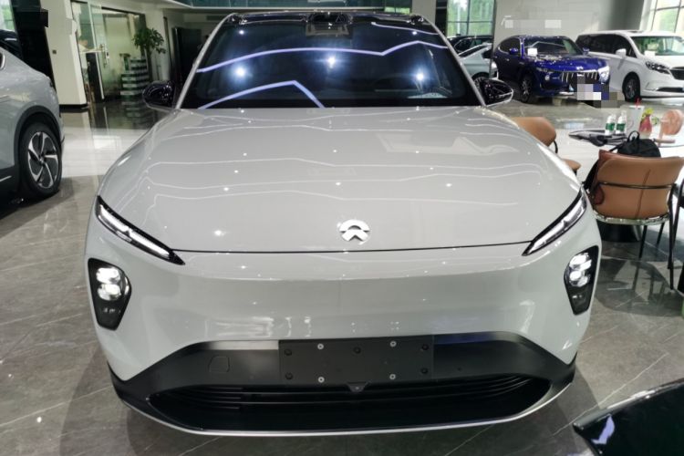Used Nio EC7 2023 75 kWh Front