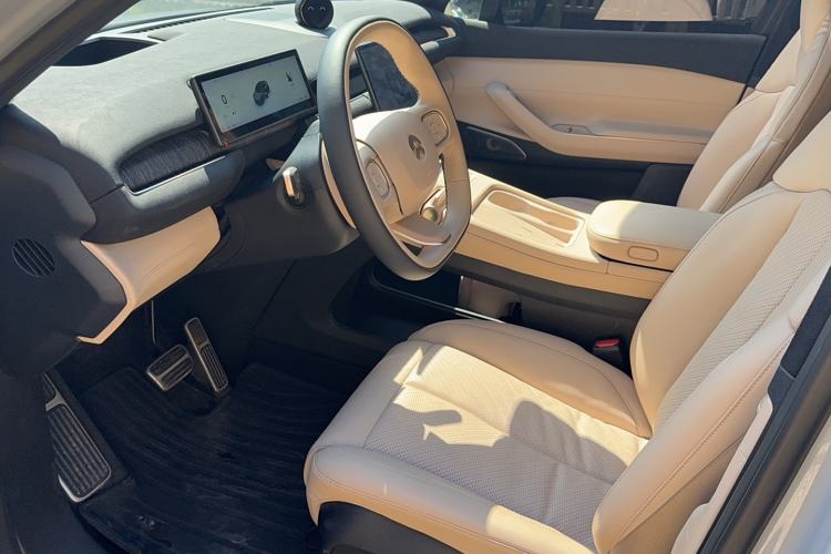 Used Nio EC7 2023 75 kWh Interior 1