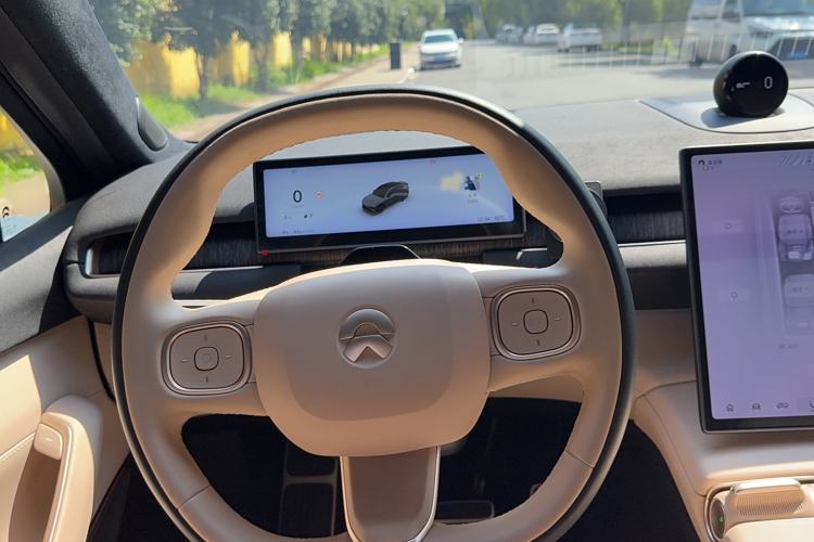Used Nio EC7 2023 75 kWh Interior 3