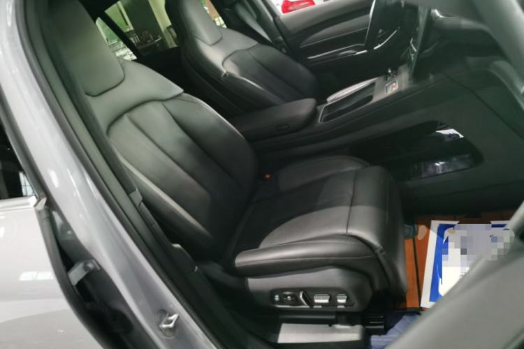 Used Nio EC7 2023 75 kWh Right Front Seat