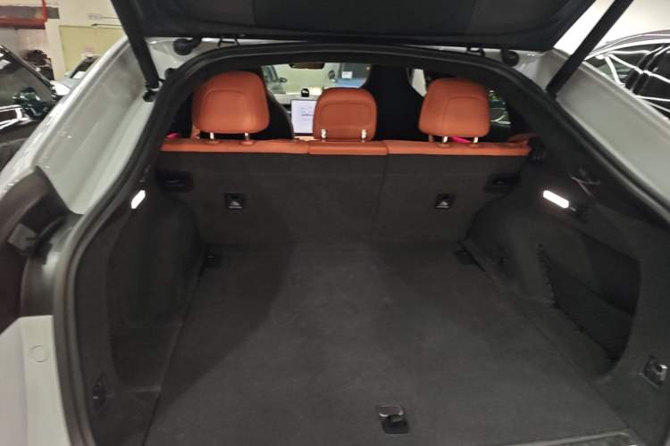 Used Nio EC7 2023 75 kWh Trunk