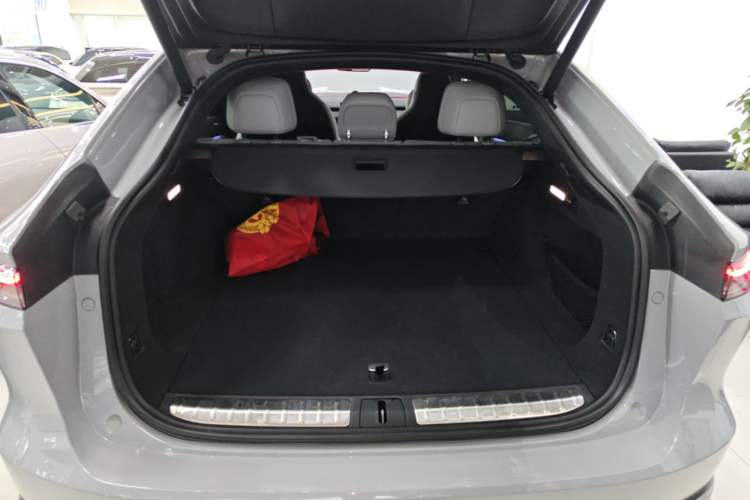 Used Nio EC7 2023 75 kWh Trunk