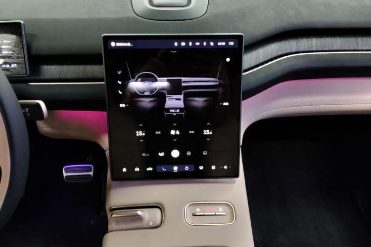 Used Nio EC7 2023 75 kWh Audio And AC Panel