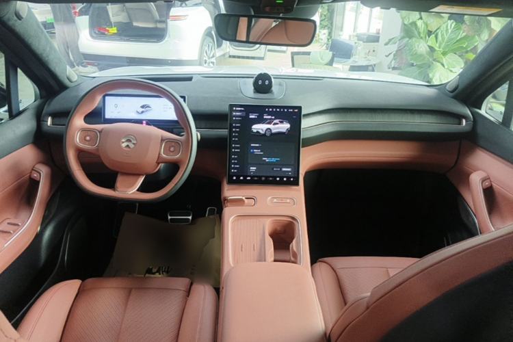 Used Nio EC7 2023 75 kWh Center Console