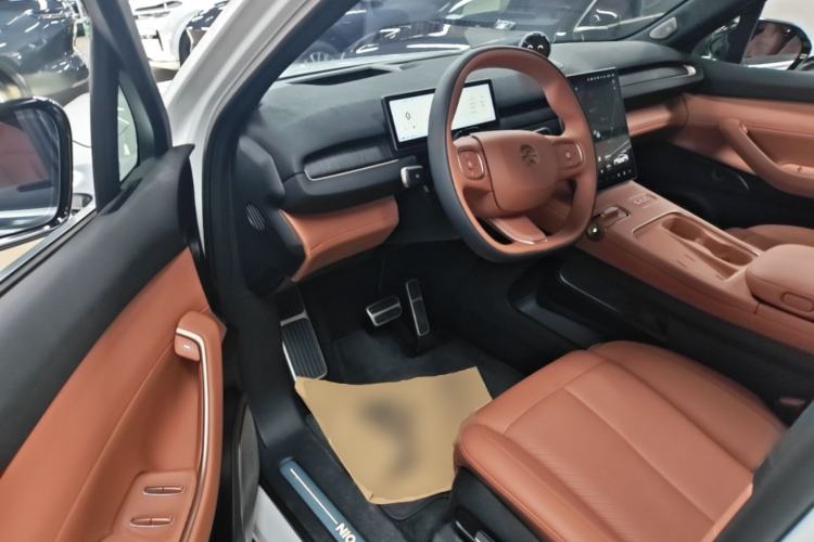 Used Nio EC7 2023 75 kWh Driver Seat