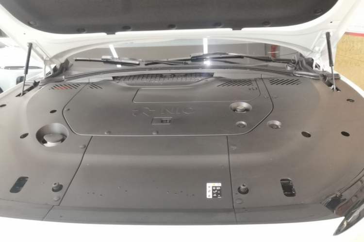 Used Nio EC7 2023 75 kWh Engine Bay