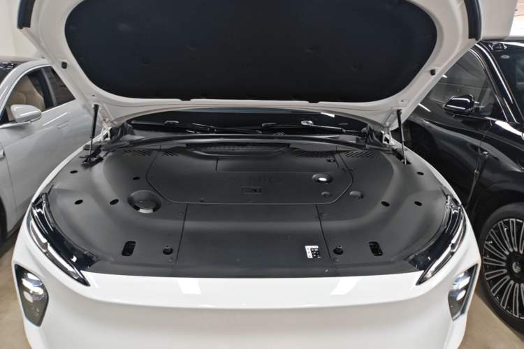 Used Nio EC7 2023 75 kWh Engine Bay