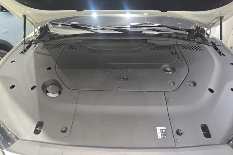 Used Nio EC7 2023 75 kWh Engine Bay
