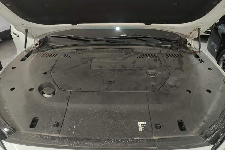 Used Nio EC7 2023 75 kWh Engine Bay