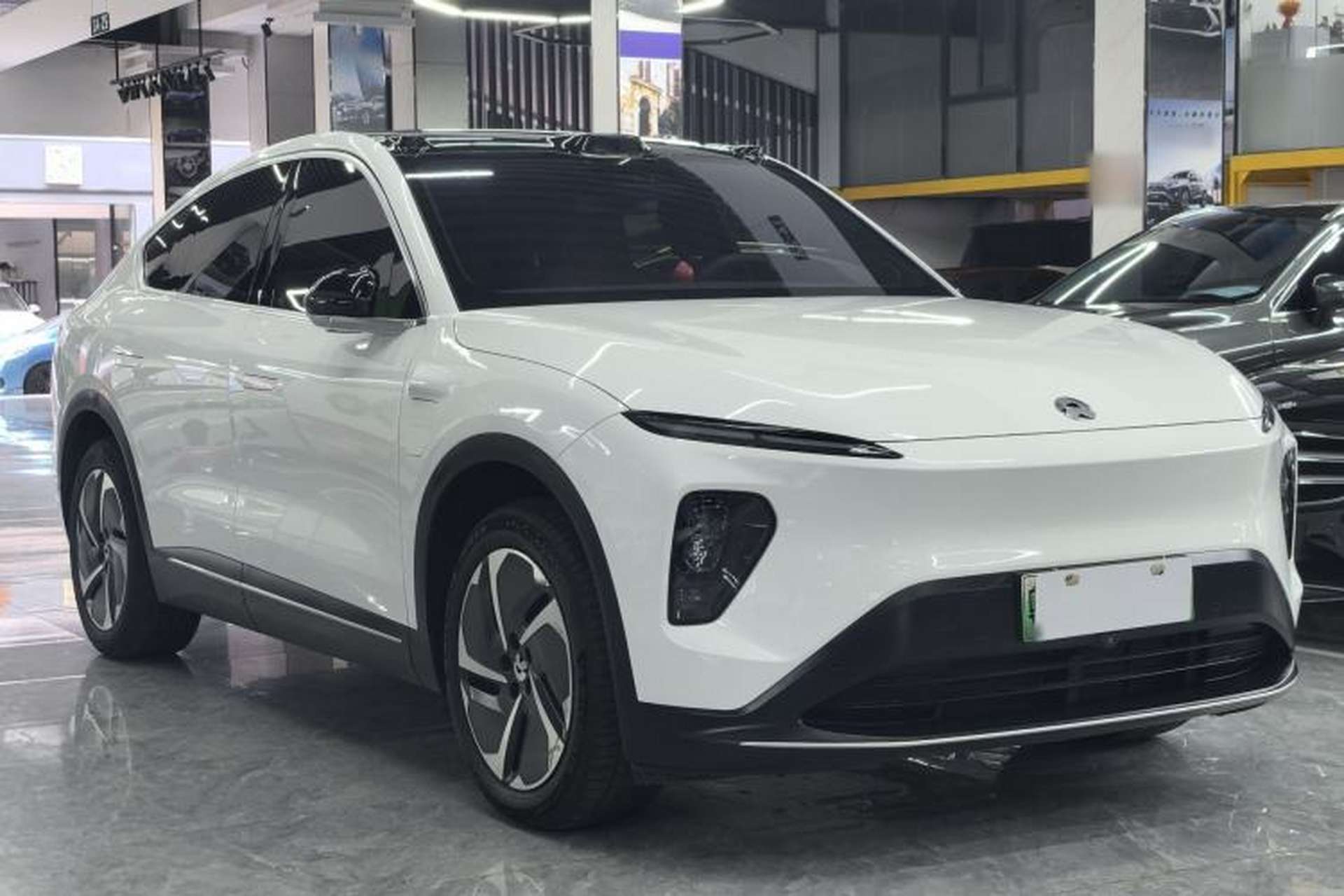 Used Nio EC7 2023 75 kWh Exterior 2