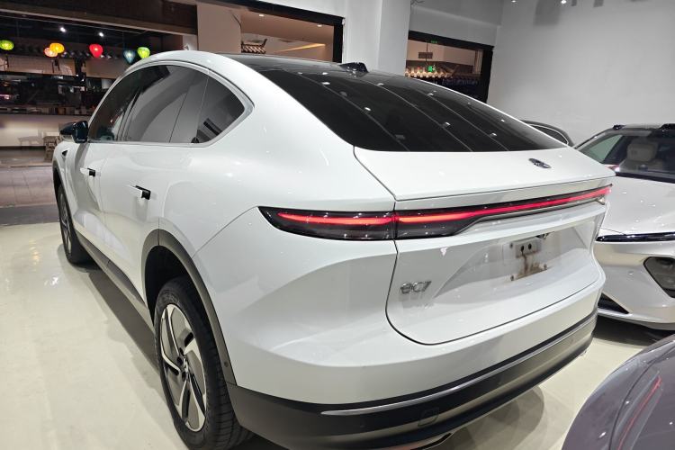 Used Nio EC7 2023 75 kWh Exterior 2