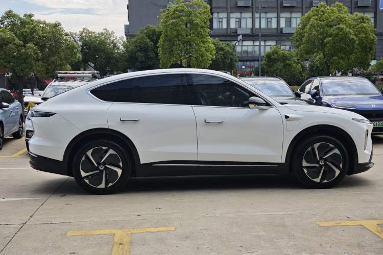 Used Nio EC7 2023 75 kWh Exterior 3