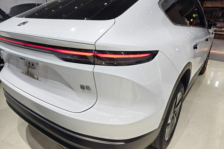 Used Nio EC7 2023 75 kWh Exterior 3