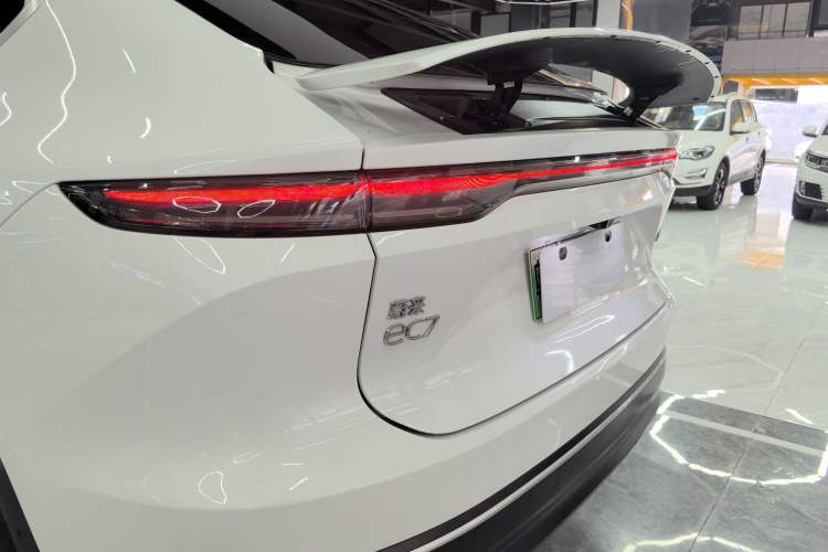 Used Nio EC7 2023 75 kWh Exterior 6