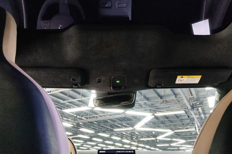 Used Nio EC7 2023 75 kWh Headliner
