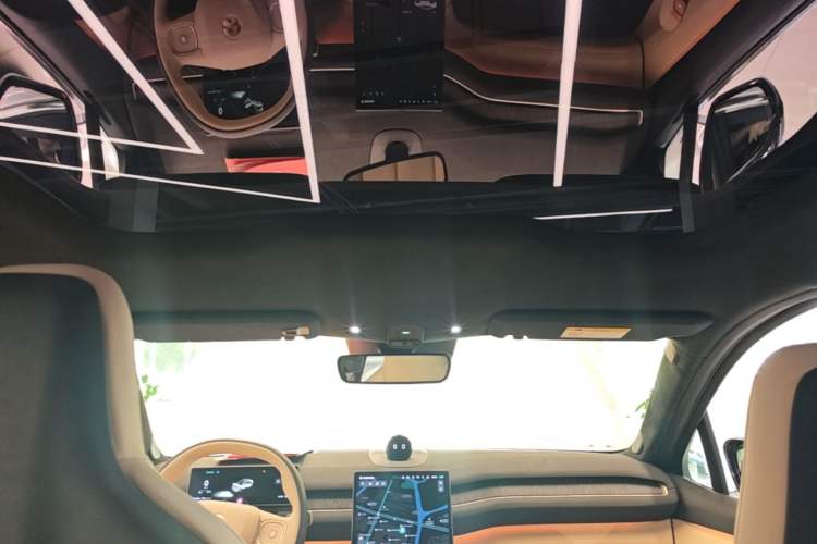 Used Nio EC7 2023 75 kWh Headliner
