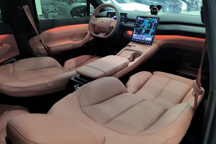 Used Nio EC7 2023 75 kWh Interior 4