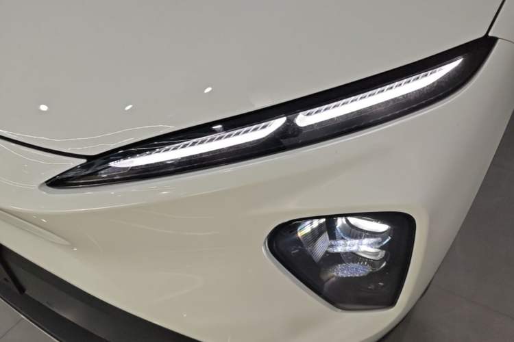 Used Nio EC7 2023 75 kWh Left Front Headlight