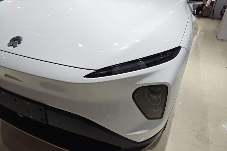 Used Nio EC7 2023 75 kWh Left Front Headlight