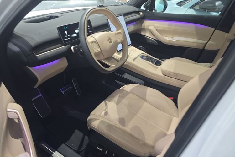 Used Nio EC7 2023 75 kWh Left Front Seat