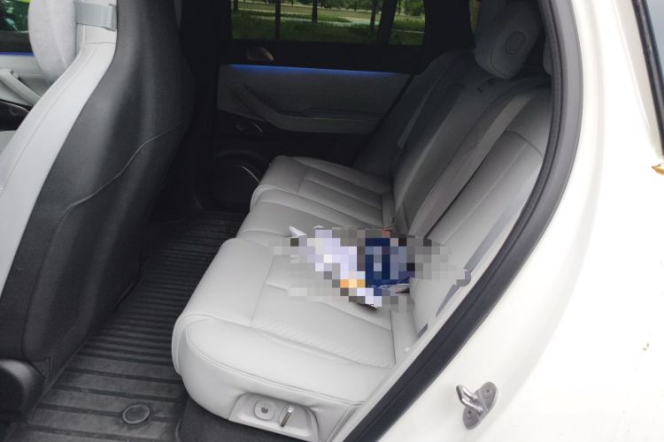 Used Nio EC7 2023 75 kWh Left Rear Seat
