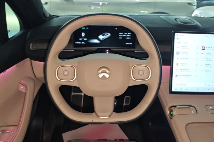 Used Nio EC7 2023 75 kWh Steering Wheel