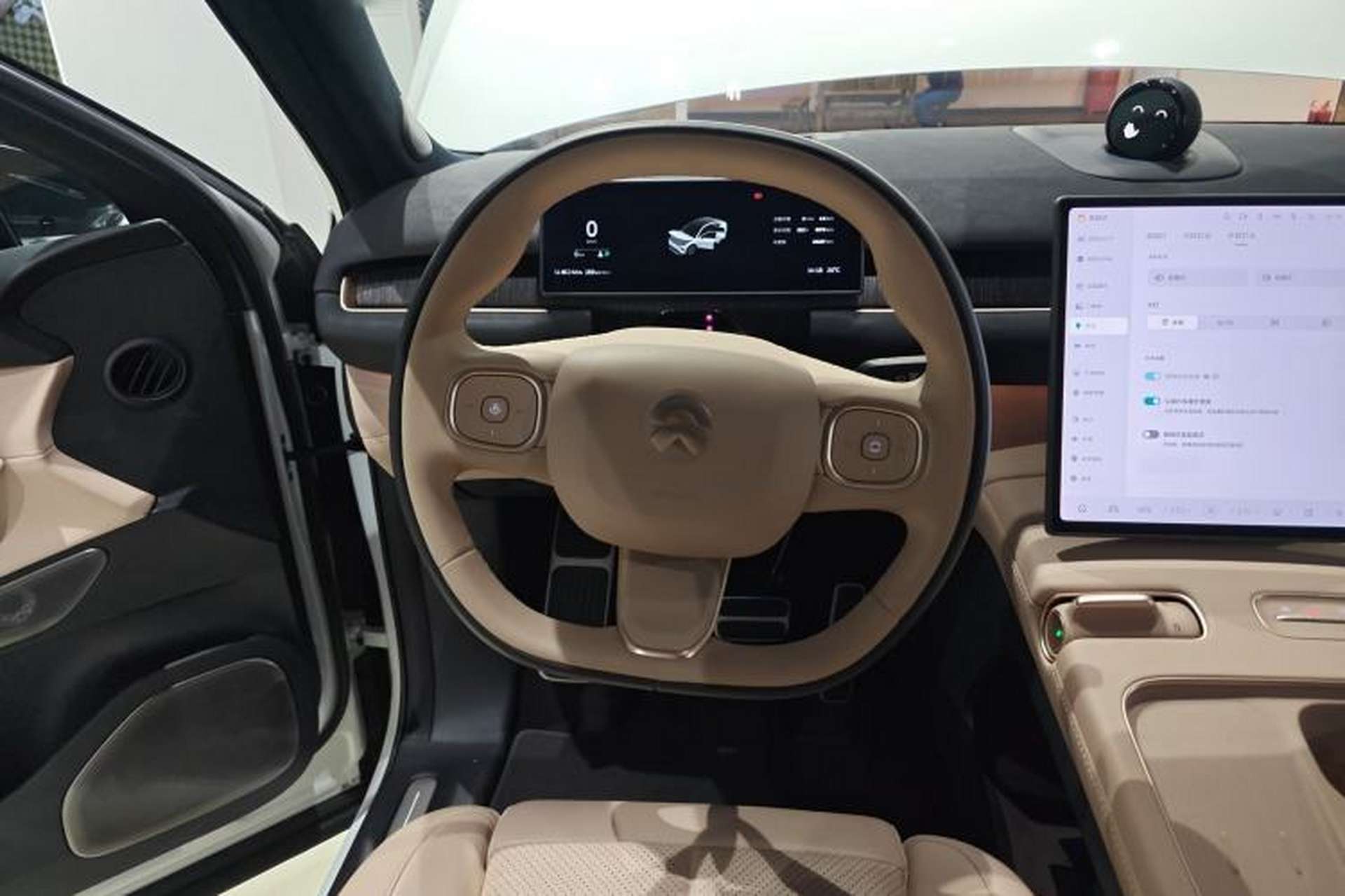 Used Nio EC7 2023 75 kWh Steering Wheel