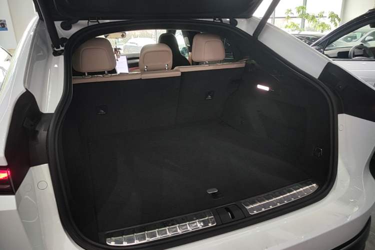 Used Nio EC7 2023 75 kWh Trunk
