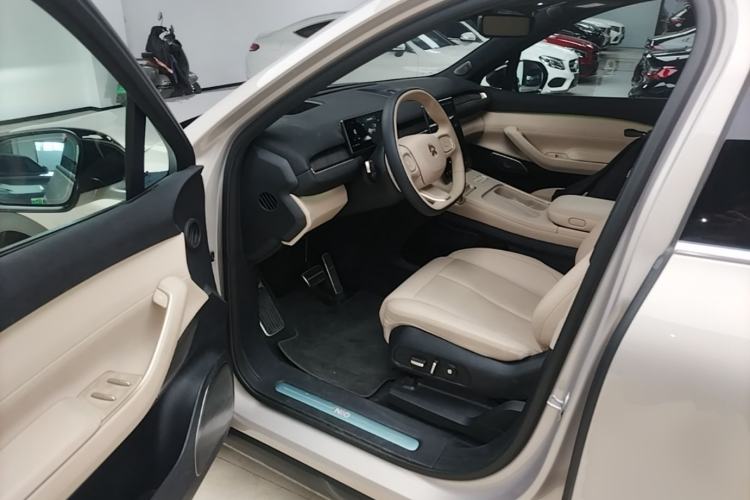 Used Nio EC7 2023 75 kWh Driver Seat