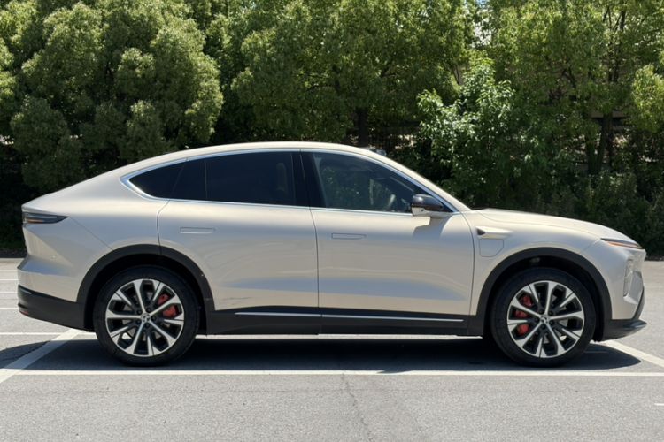 Used Nio EC7 2023 75 kWh Exterior 6