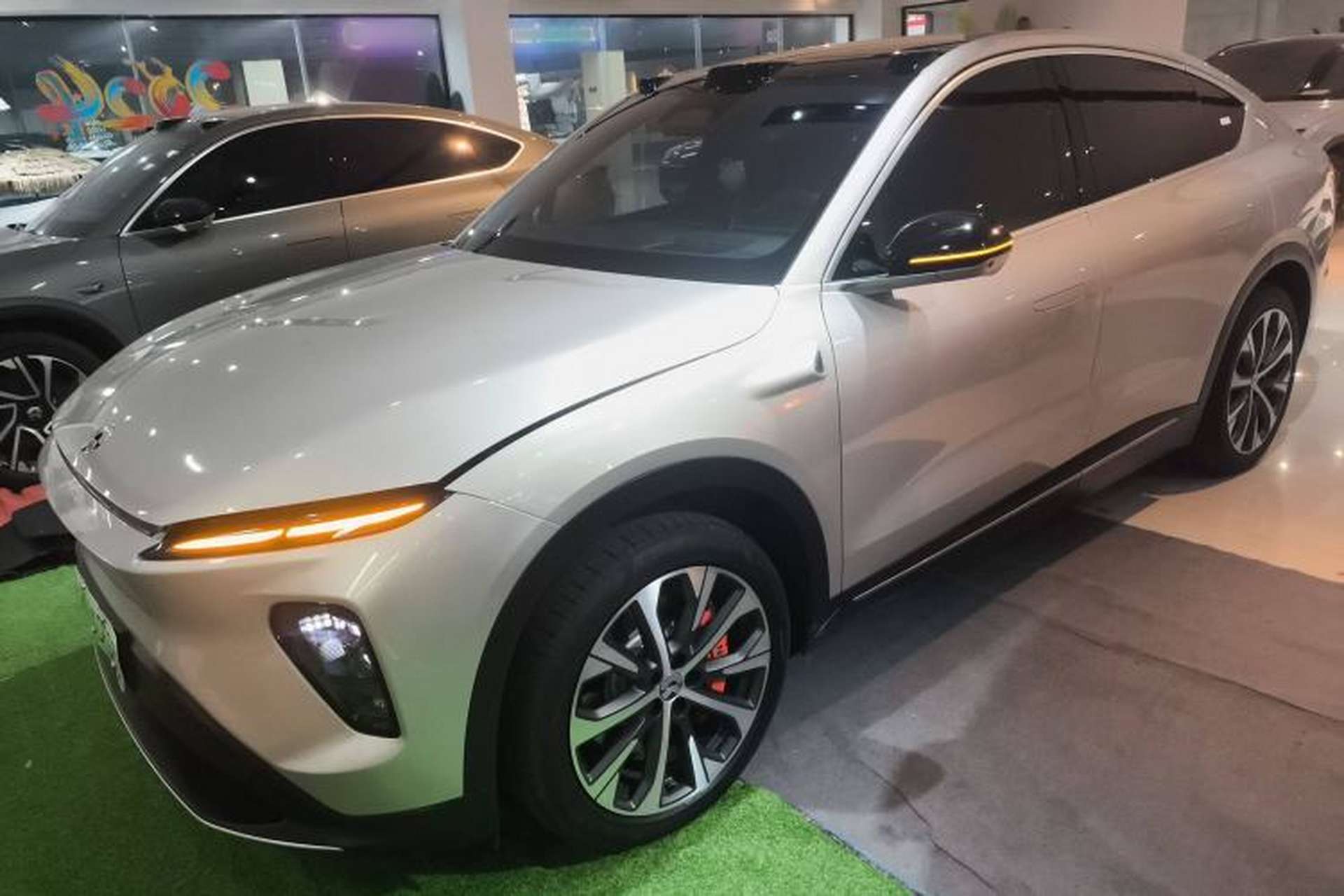 Used Nio EC7 2023 75 kWh Front Left 45 Deg