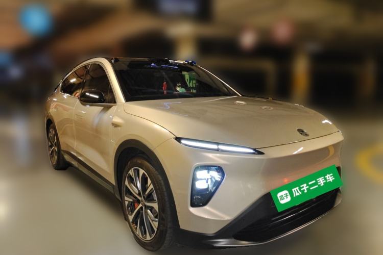 Used Nio EC7 2023 75 kWh Front Right 45 Deg