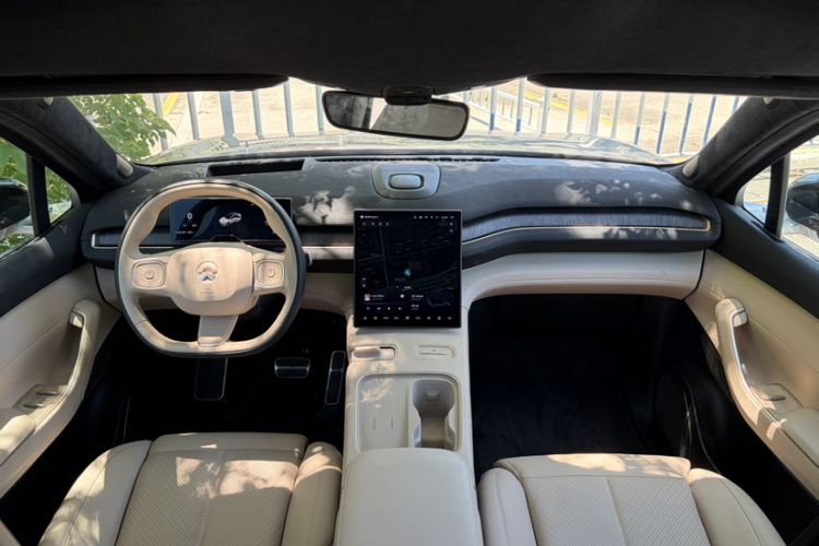 Used Nio EC7 2023 75 kWh Headliner