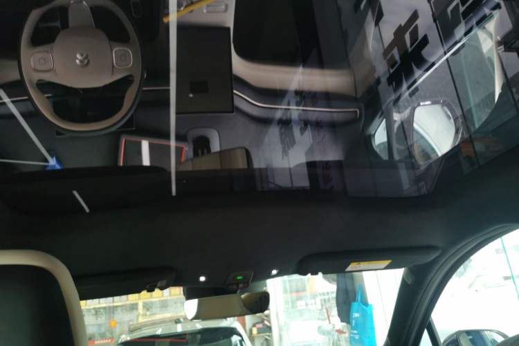 Used Nio EC7 2023 100kWh First Edition Headliner