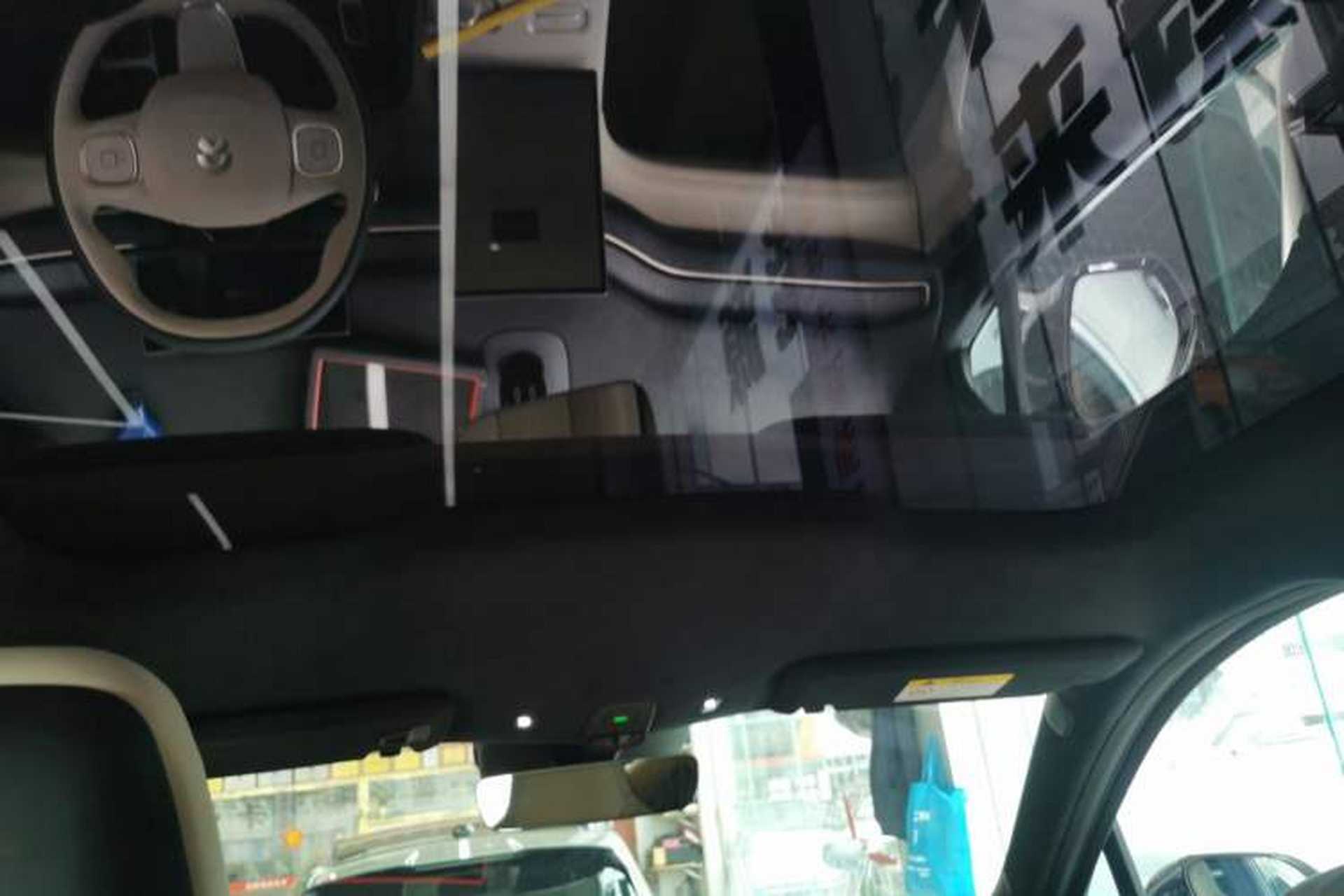 Used Nio EC7 2023 100kWh First Edition Headliner