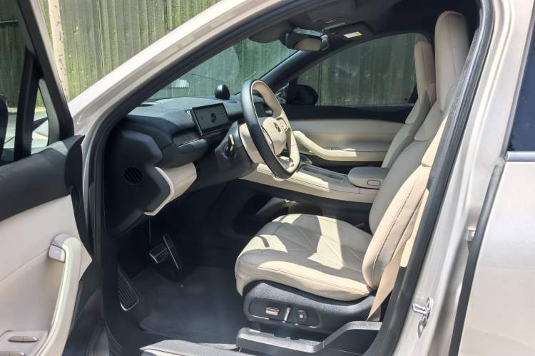 Used Nio EC7 2023 100kWh Interior 2