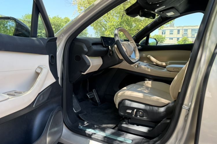 Used Nio EC7 2023 75 kWh Interior 7