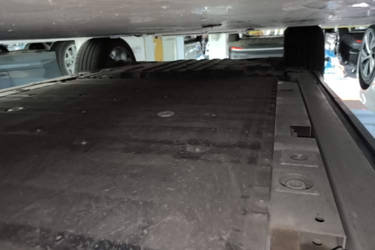 Used Nio EC7 2023 100kWh First Edition Right Side Sill