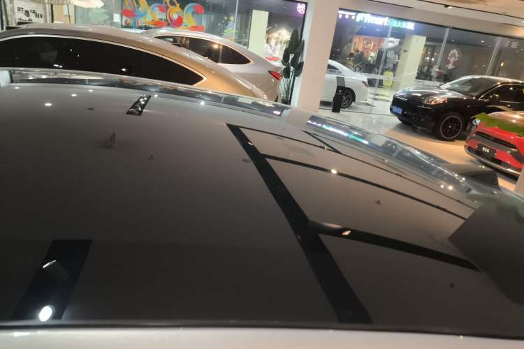 Used Nio EC7 2023 75 kWh Roof