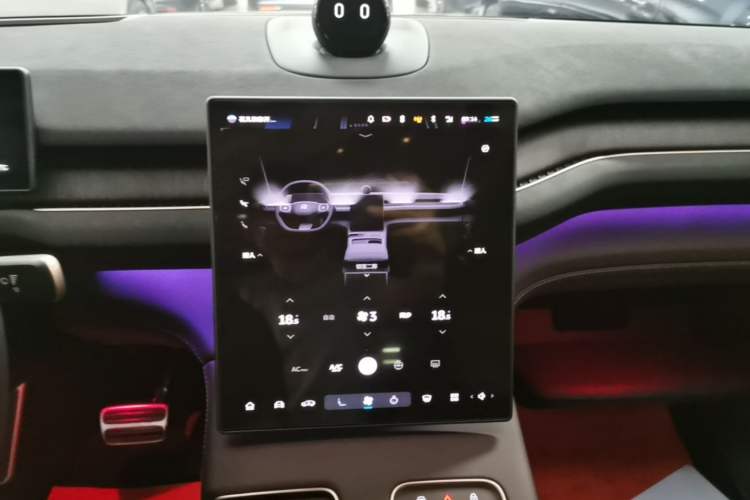 Used Nio EC7 2024 75 kWh Audio And AC Panel