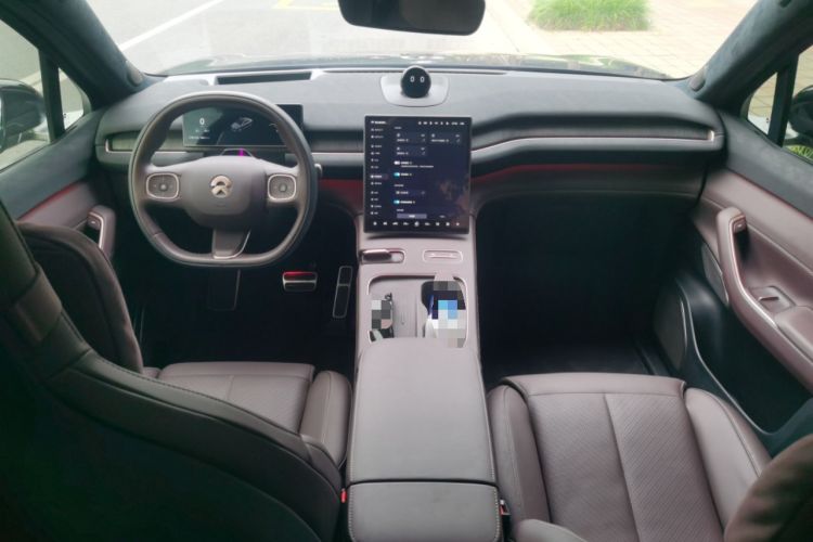 Used Nio EC7 2024 75 kWh Center Console