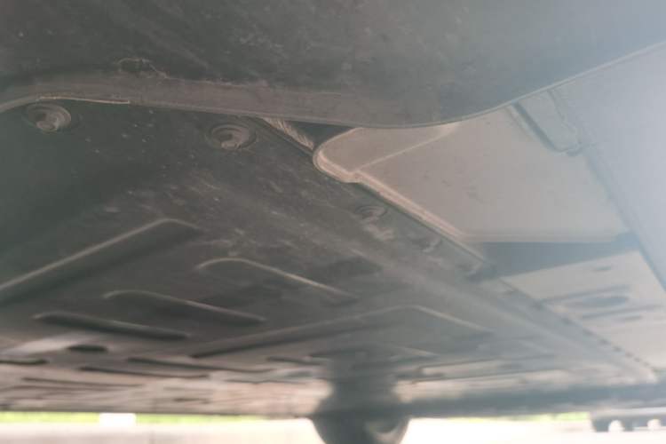 Used Nio EC7 2024 75 kWh Chassis Front Left