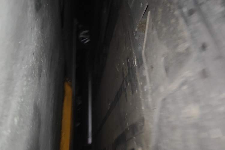 Used Nio EC7 2024 75 kWh Chassis Front Right
