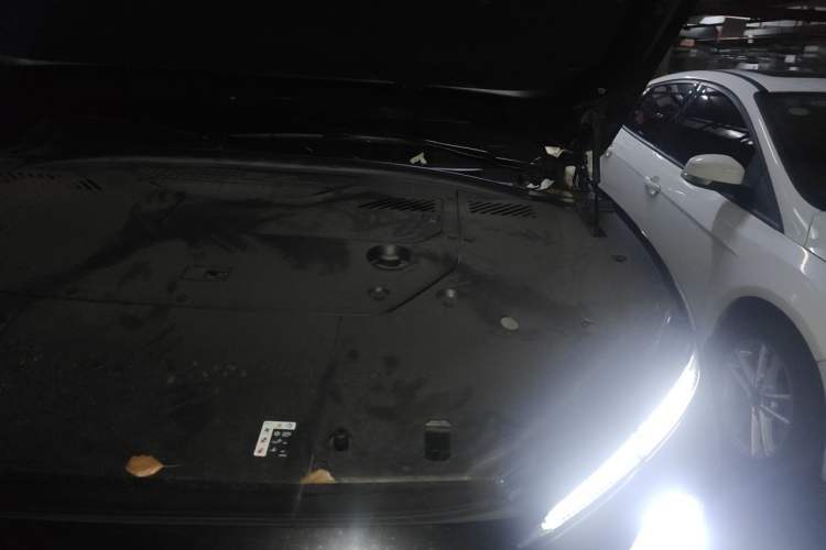 Used Nio EC7 2024 75 kWh Engine Bay Left