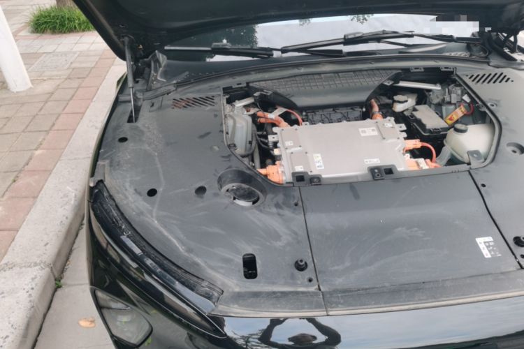 Used Nio EC7 2024 75 kWh Engine Bay Right
