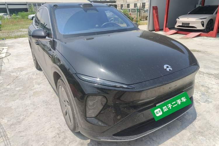 Used Nio EC7 2024 75 kWh Front Right 45 Deg