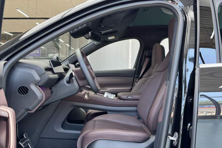Used Nio EC7 2024 75 kWh Interior 3